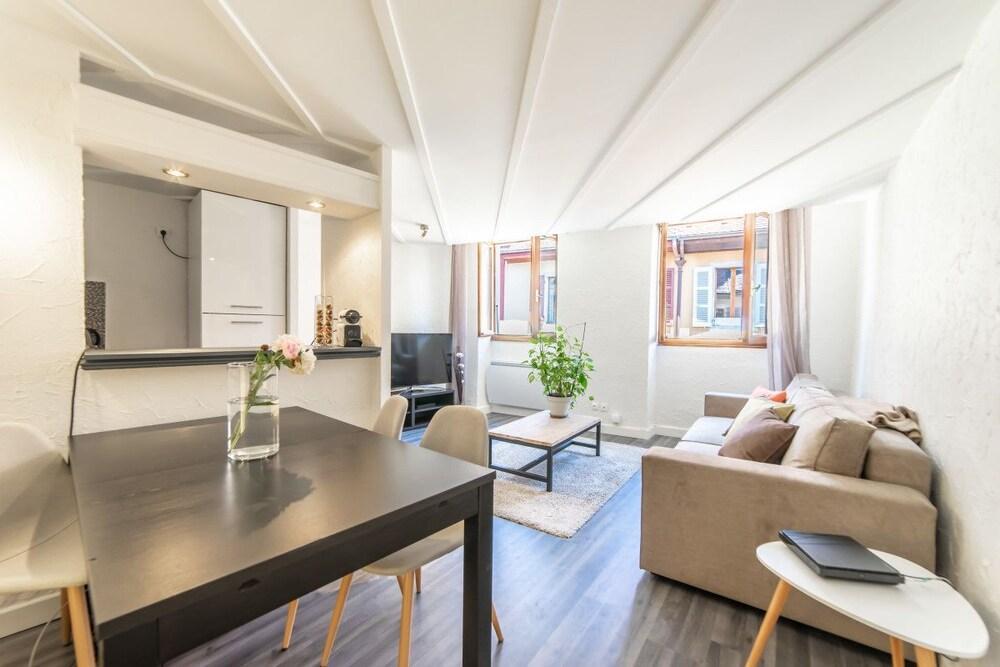 Le Saint Jean - Appartement Rue Carnot Pour 2 - 4 Pers Анси Экстерьер фото